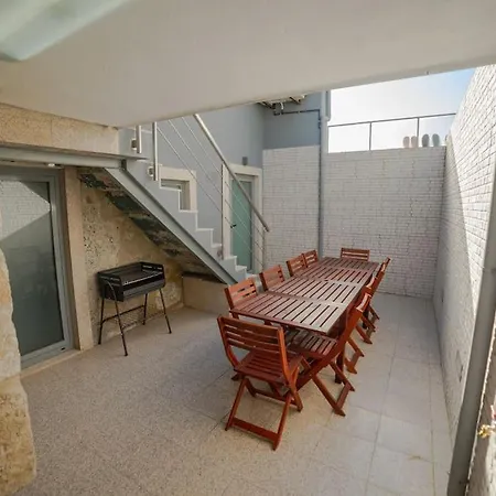A 3 Piani Molto Moderna *